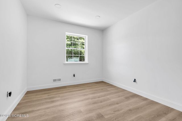 14 Timberline Drive, Howell, NJ 07731