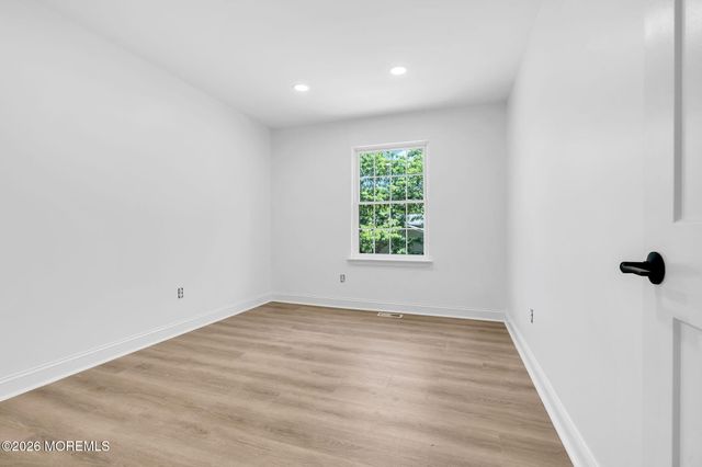 14 Timberline Drive, Howell, NJ 07731