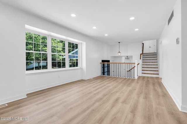 14 Timberline Drive, Howell, NJ 07731