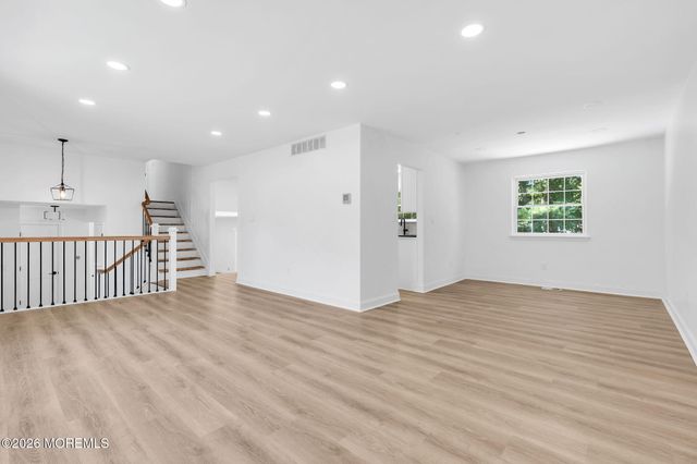 14 Timberline Drive, Howell, NJ 07731