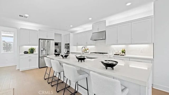 701 Sonia, Irvine, CA 92618