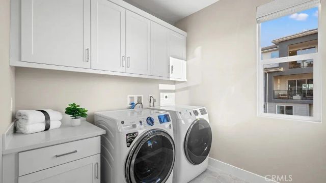 701 Sonia, Irvine, CA 92618