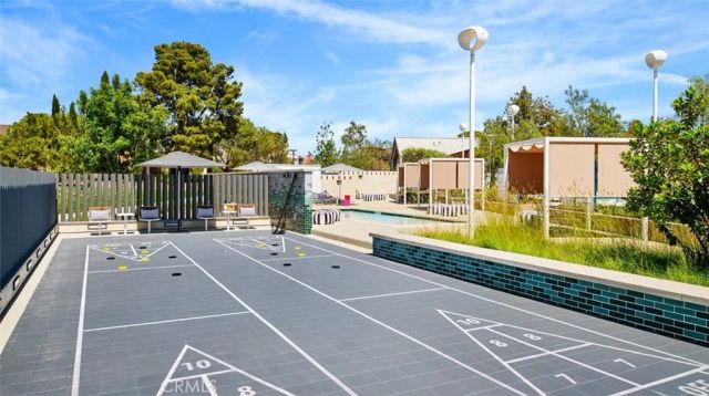701 Sonia, Irvine, CA 92618