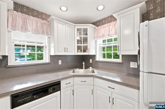 688 Bogert Road, River Edge, NJ 07661