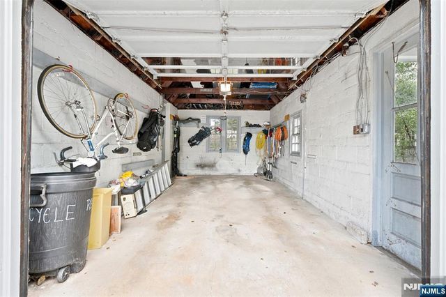 688 Bogert Road, River Edge, NJ 07661
