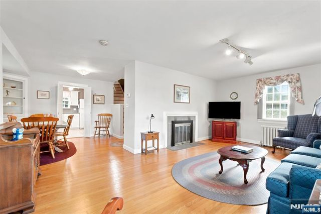 688 Bogert Road, River Edge, NJ 07661