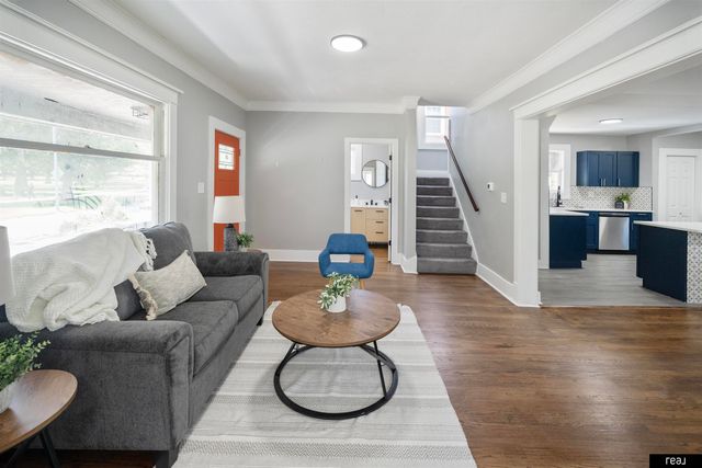 2866 Redick Avenue, Omaha, NE 68112