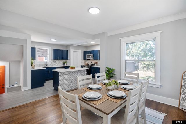 2866 Redick Avenue, Omaha, NE 68112