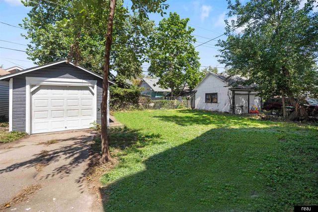 2866 Redick Avenue, Omaha, NE 68112
