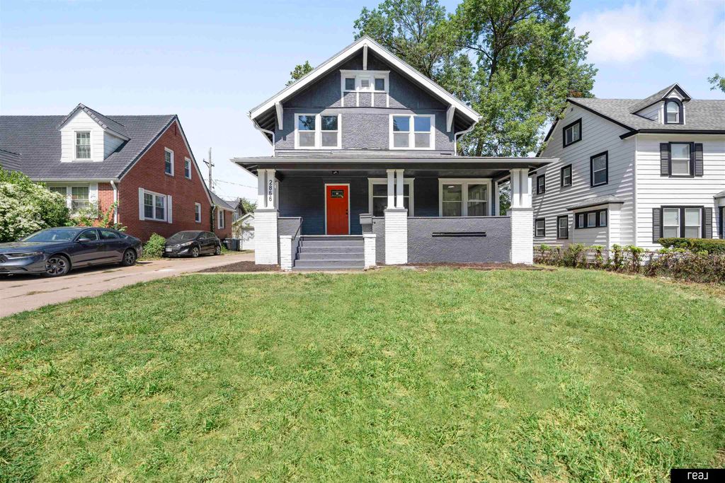2866 Redick Avenue, Omaha, NE 68112