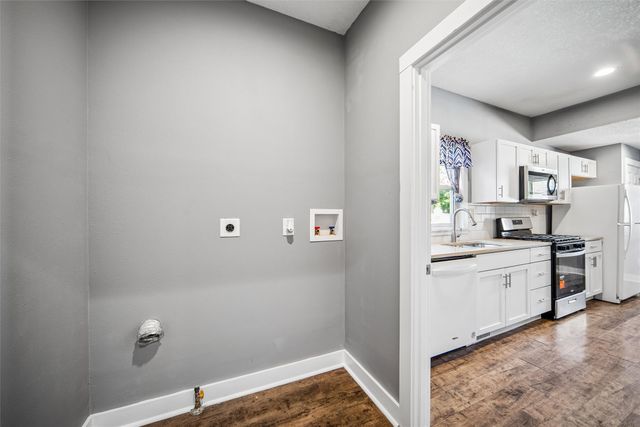 1204 Fremont Street, Des Moines, IA 50316