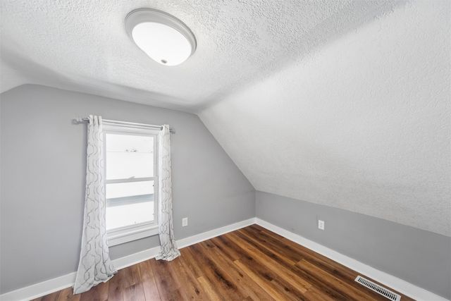 1204 Fremont Street, Des Moines, IA 50316