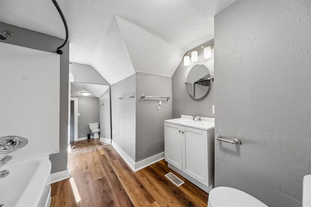 1204 Fremont Street, Des Moines, IA 50316