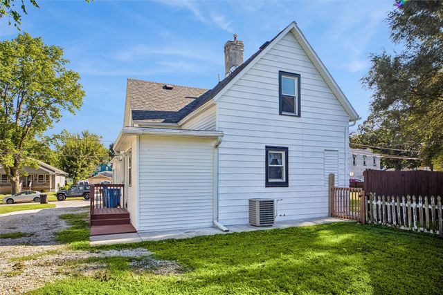 1204 Fremont Street, Des Moines, IA 50316