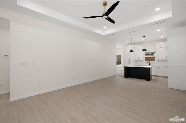 906 La Laguna Road, Mission, TX 78572