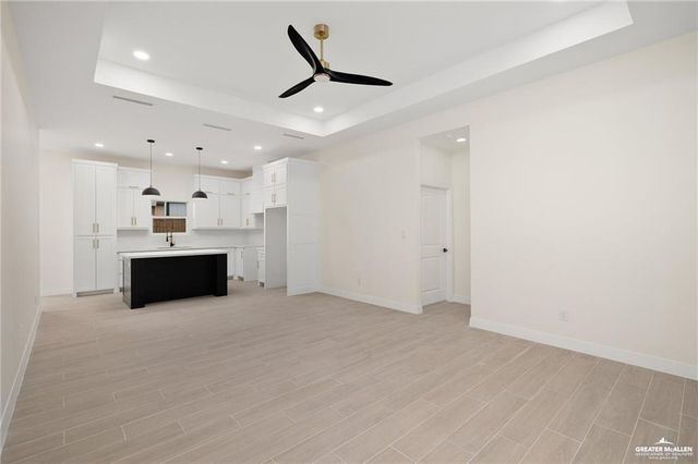 906 La Laguna Road, Mission, TX 78572