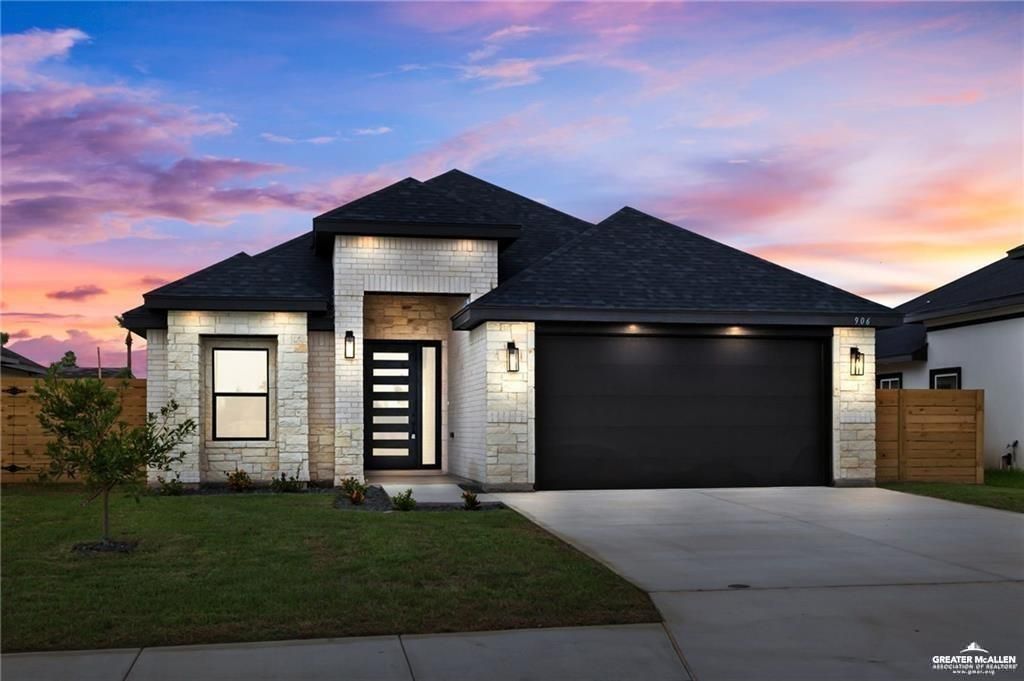 906 La Laguna Road, Mission, TX 78572