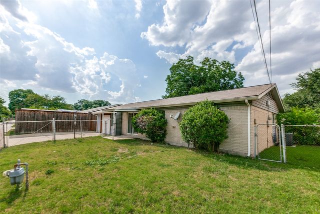 1130 Larkspur Drive, Richardson, TX 75081