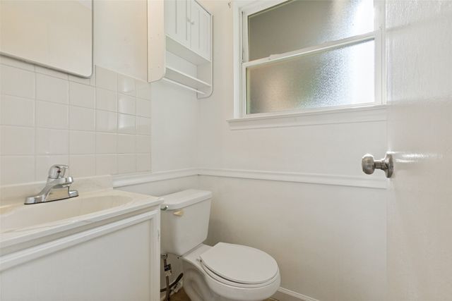1130 Larkspur Drive, Richardson, TX 75081