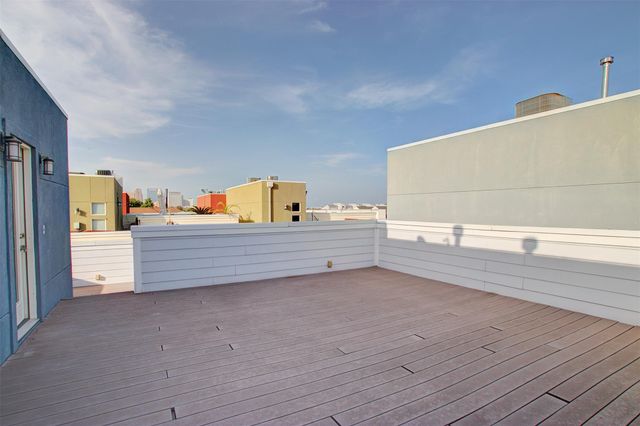3230 La Branch Street, Houston, TX 77004