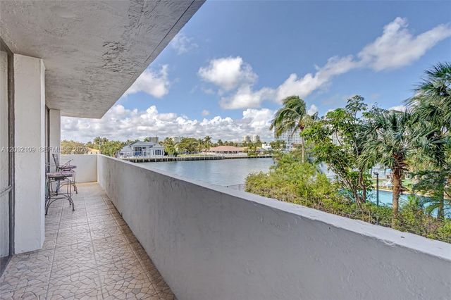 2017 S Ocean Dr 209, Hallandale Beach, FL 33009