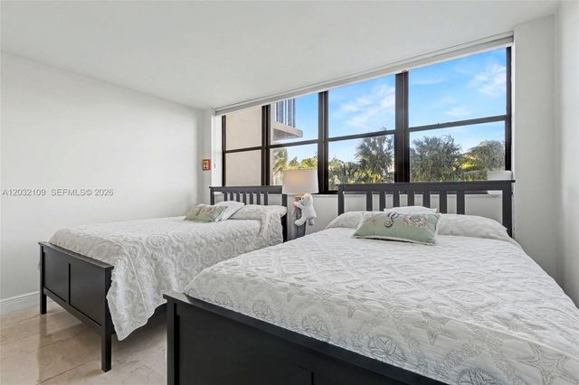 2017 S Ocean Dr 209, Hallandale Beach, FL 33009