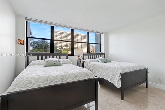 2017 S Ocean Dr 209, Hallandale Beach, FL 33009