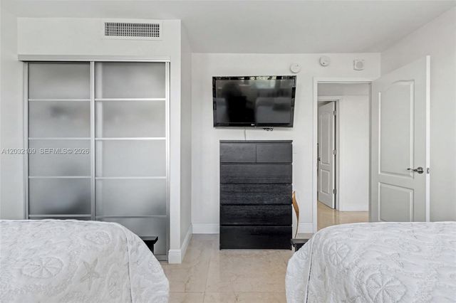 2017 S Ocean Dr 209, Hallandale Beach, FL 33009