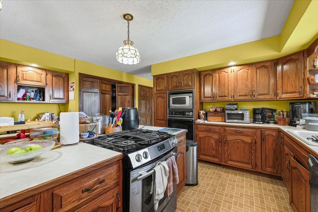 112 Dakota Drive, Loda, IL 60948