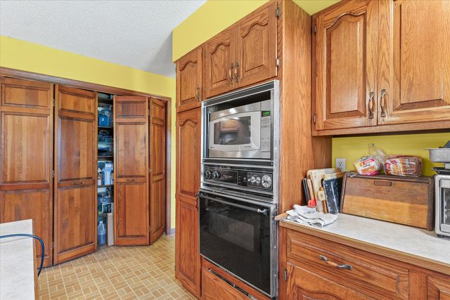 112 Dakota Drive, Loda, IL 60948