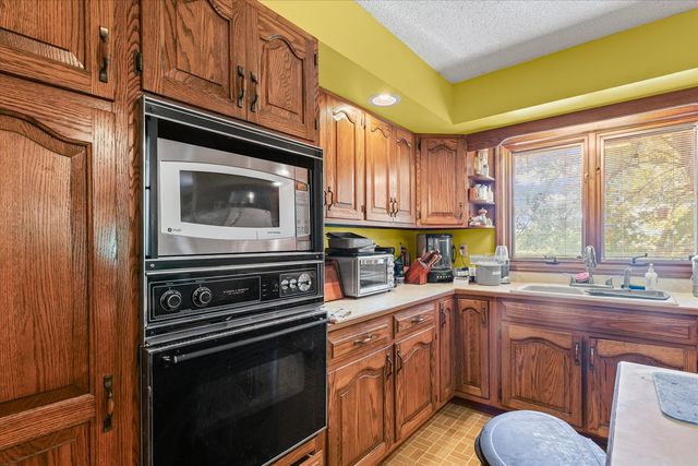 112 Dakota Drive, Loda, IL 60948