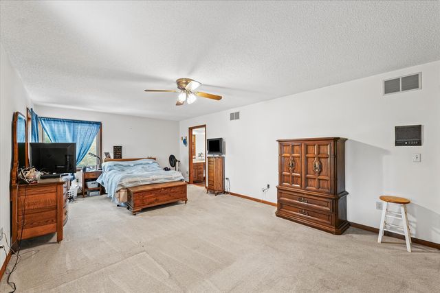 112 Dakota Drive, Loda, IL 60948