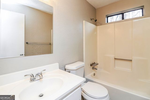 4107 Rocky Face Drive, Douglasville, GA 30135