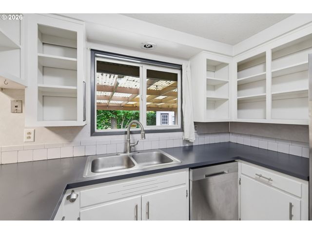 132 FORMAC Ave, Eugene, OR 97404