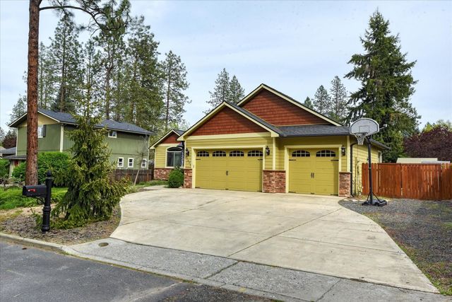 11604 N GALAHAD Dr, Spokane, WA 99218