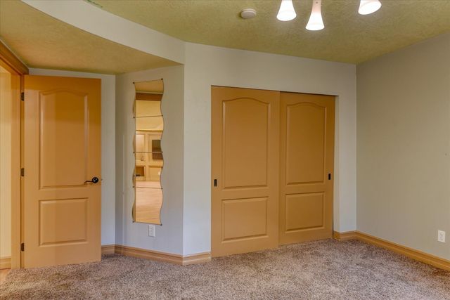 11604 N GALAHAD Dr, Spokane, WA 99218