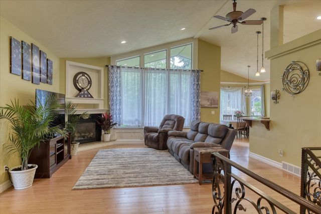 11604 N GALAHAD Dr, Spokane, WA 99218