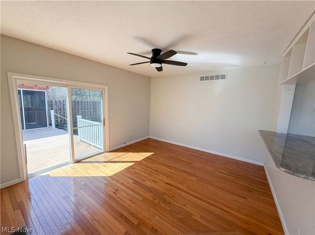7049 Woodland Avenue, Chagrin Falls, OH 44023