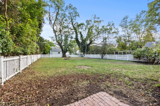 243 E Schreyer Place, Columbus, OH 43214