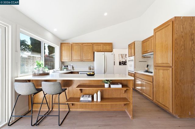 35135 Charmwood Ct, Newark, CA 94560