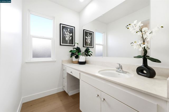 35135 Charmwood Ct, Newark, CA 94560