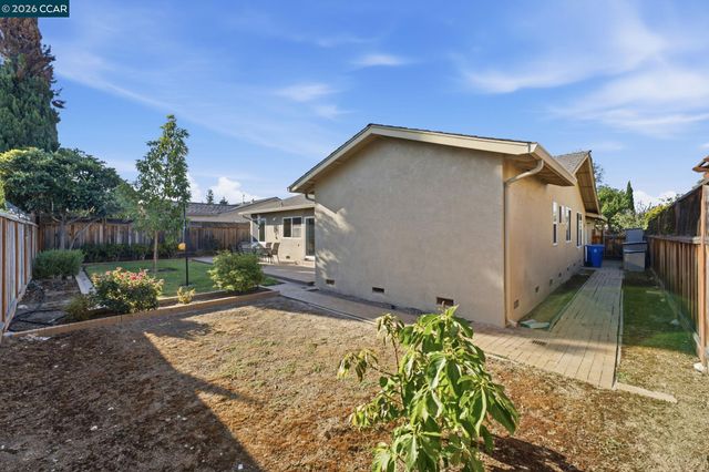 35135 Charmwood Ct, Newark, CA 94560