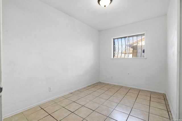 4923 Waycross Ln, San Antonio, TX 78220