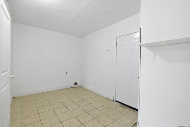 4923 Waycross Ln, San Antonio, TX 78220