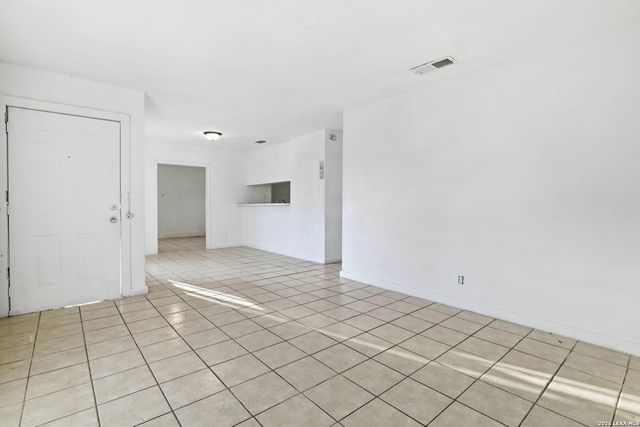 4923 Waycross Ln, San Antonio, TX 78220