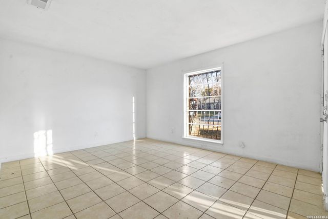 4923 Waycross Ln, San Antonio, TX 78220