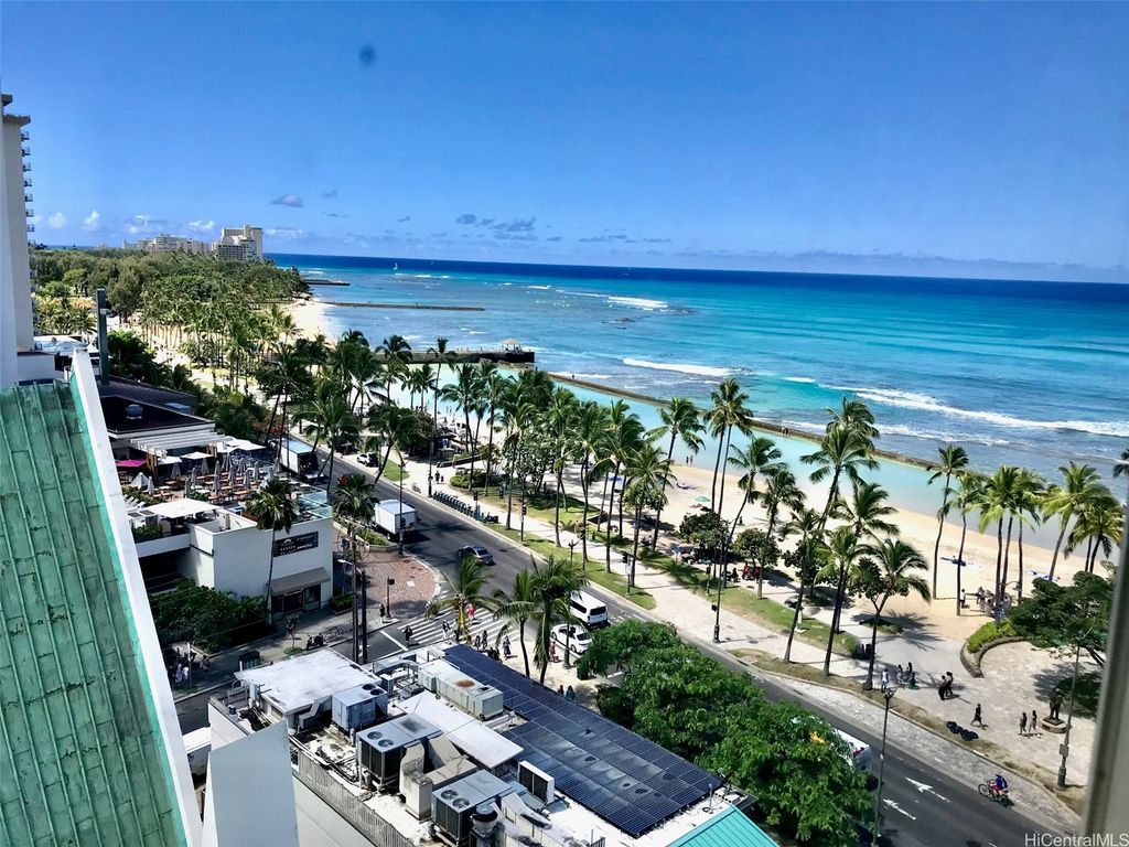 2500 Kalakaua Avenue 1106, Honolulu, HI 96815