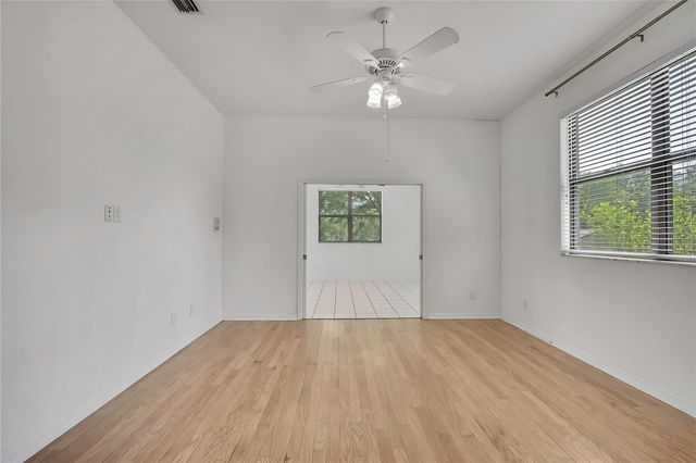 18401 30TH STREET, Lutz, FL 33559