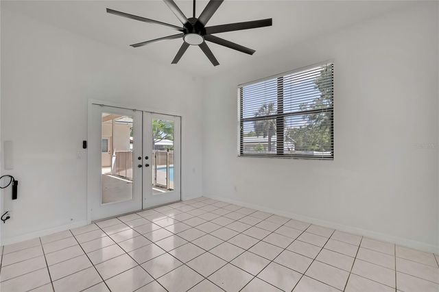 18401 30TH STREET, Lutz, FL 33559