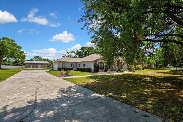 18401 30TH STREET, Lutz, FL 33559